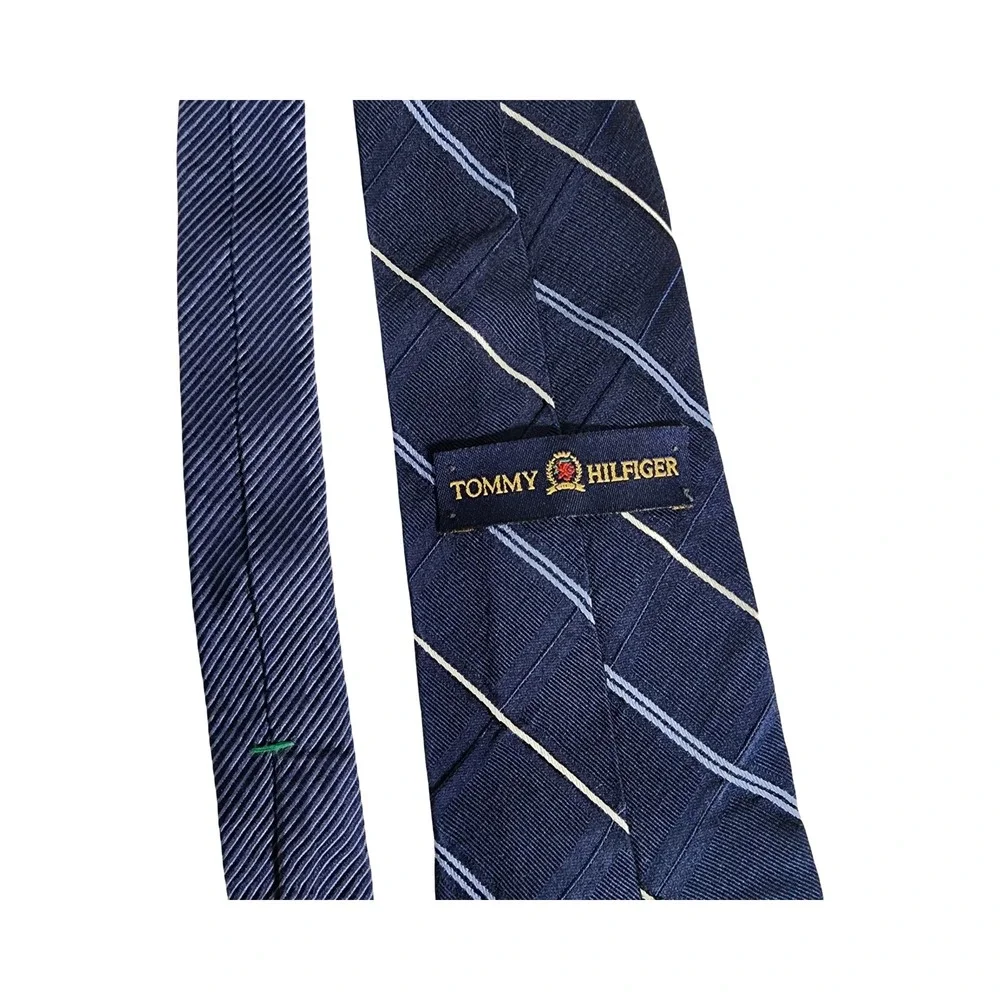 Tommy Hilfiger Mens Navy Silk Striped Navy‎ Classic Necktie